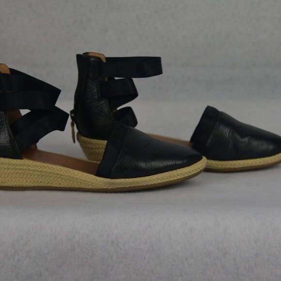 Gentle Souls by Kenneth Cole Noa Wedge Sandals Women's Size US 6M Black Leather - Picture 4 of 5